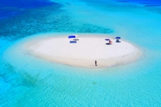 sandbank maldives