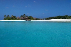 SPA island by Huraa island