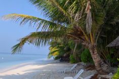 bikini-beach-ukulhas-7