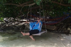 Eva K. relax beach