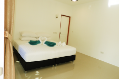 double-bed-room-thoddoo-1